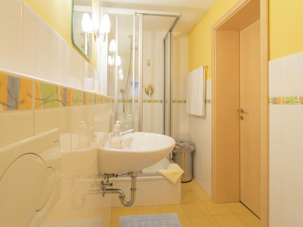 Apartment Close To Hiking And Cycling Trails Lambertsberg Exteriör bild