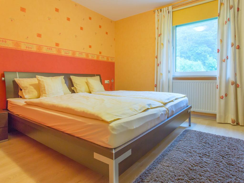 Apartment Close To Hiking And Cycling Trails Lambertsberg Exteriör bild